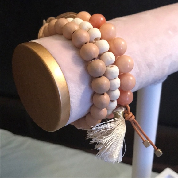 Jewelry - Tassel Stone Beaded Bracelet